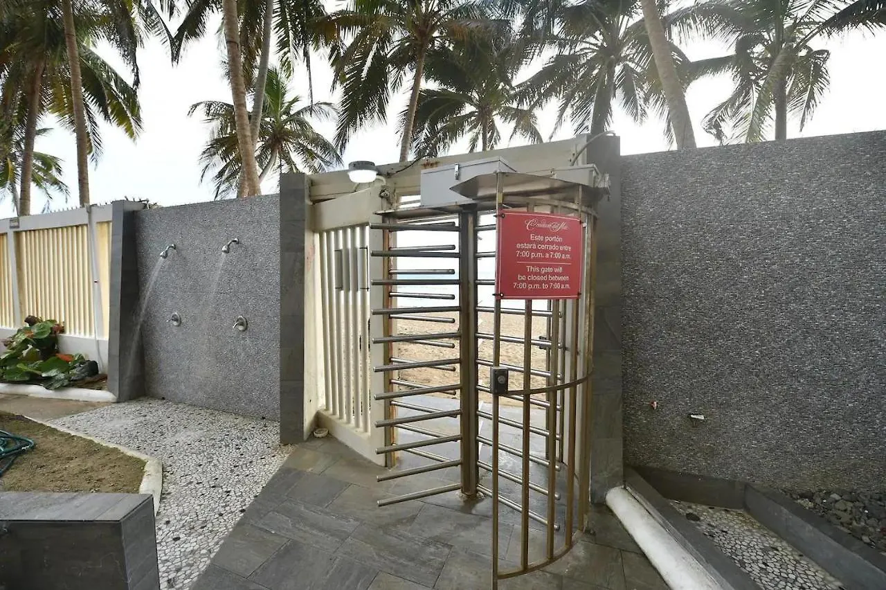 Apartment Kasa Ocean Breeze Beachfront Condo Pool San Juan